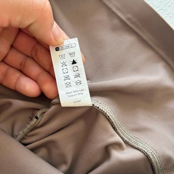 Halara Crossover High Waist 7/8 Leggings w/ Pockets – Taupe Brown – Size L - Picture 7 of 11